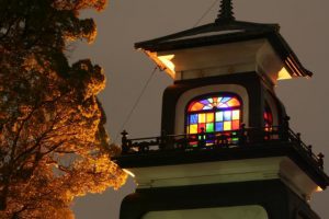 尾山神社 ステンドグラス
