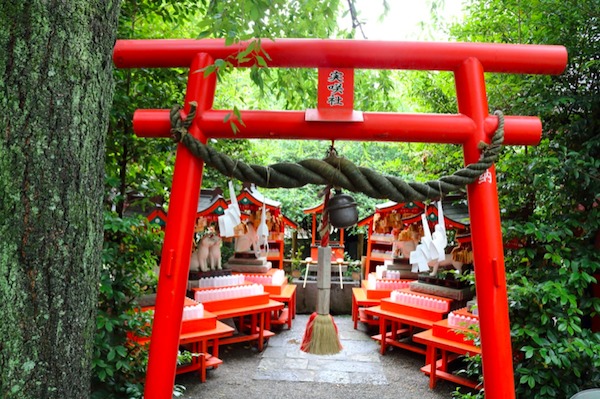 日本七社 冠稲荷神社